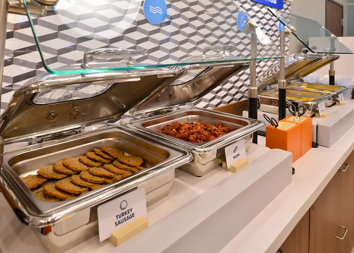 Holiday Inn Express Sidney By Ihg