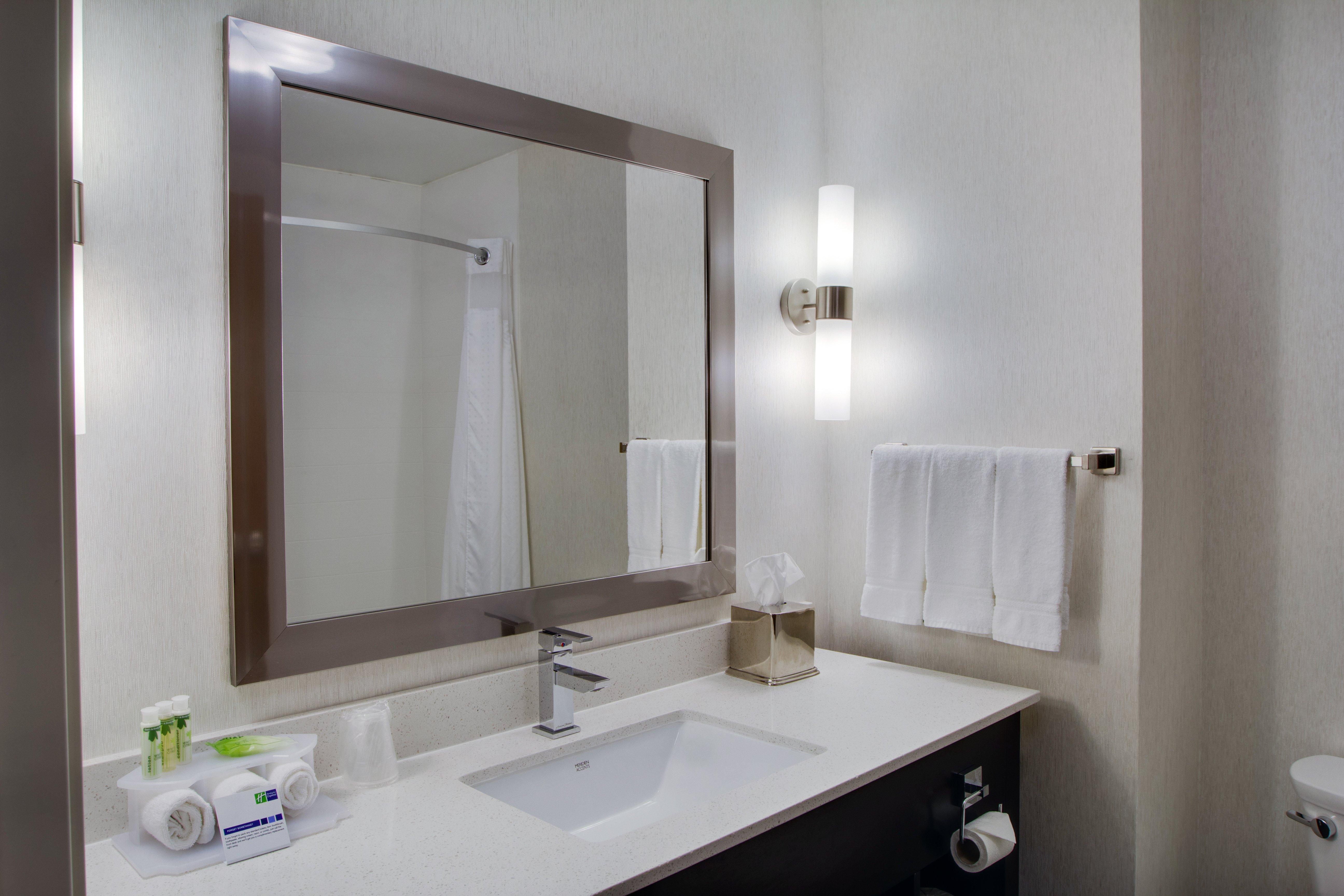 Express By Ihg Hotel Sidney